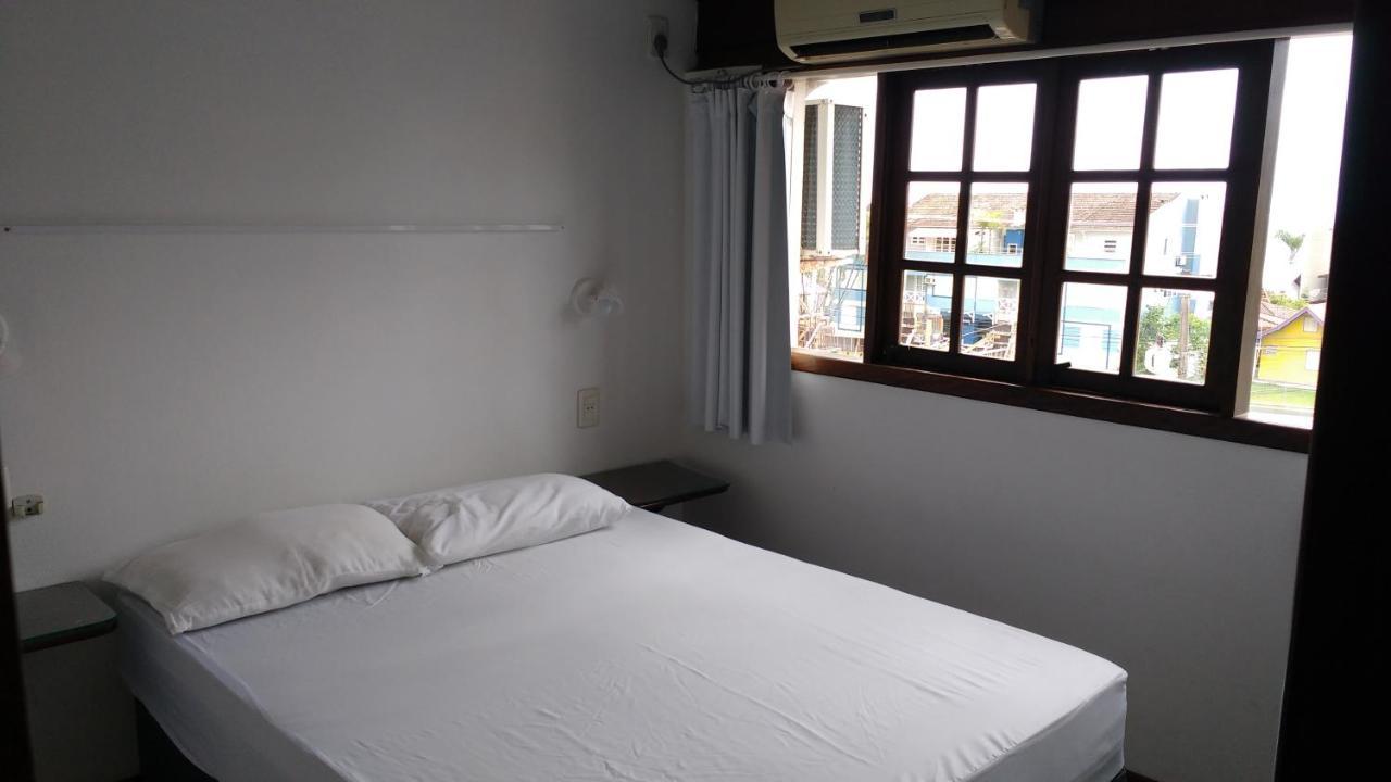 Apartamentos Morada Aquitania Bombinhas Buitenkant foto